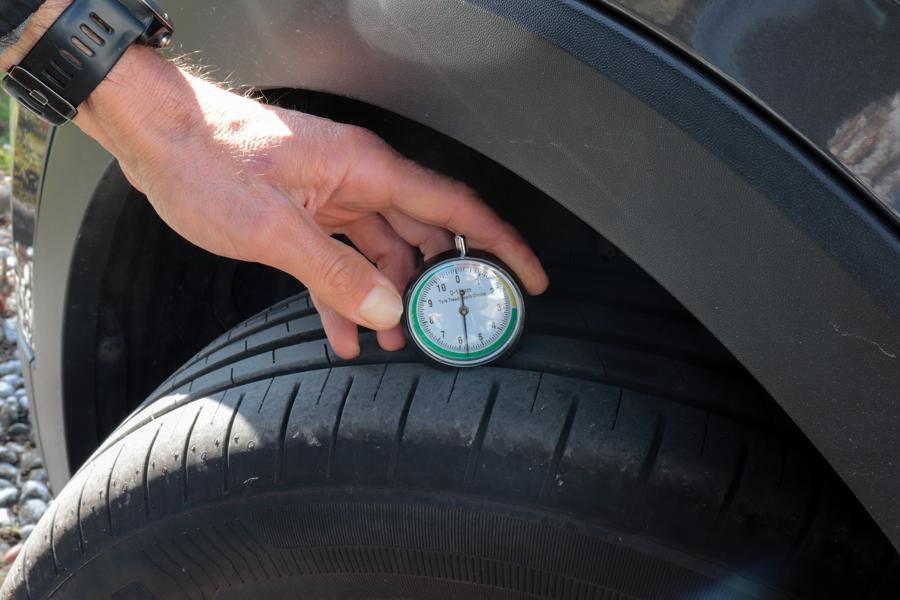 Cora Misuratore analogico di profondità pneumatici