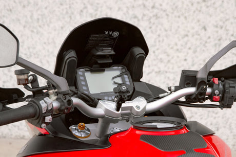 Optiline Titan M8 Pro, supporto con attacco per viti e riser M8