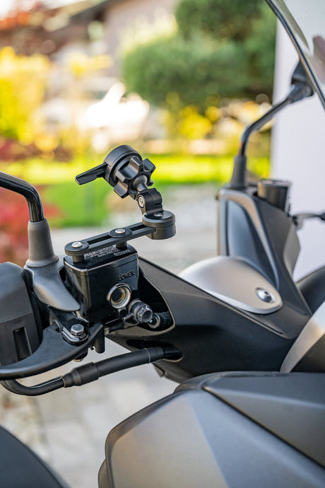 Optiline Titan Brake, supporto con attacco per vaschetta olio freni/frizione