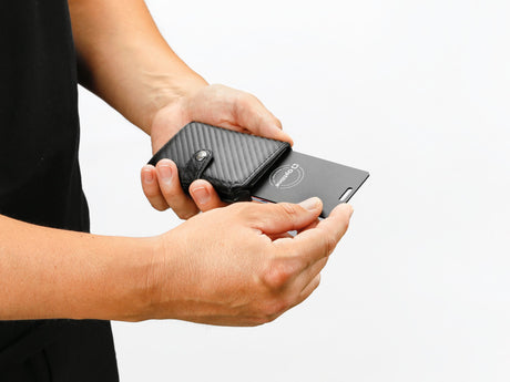 Optiline OptiTag Slim Card, tessera con localizzatore integrato