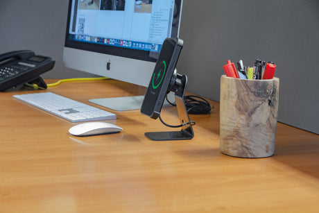Optiline Mag Wireless Stand, Porta telefono magnetico da casa/ufficio con ricarica wireless