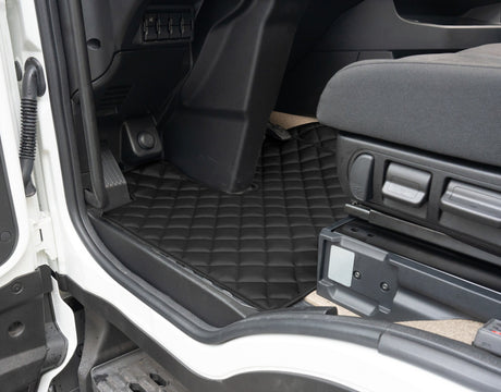 Lampa Coppia tappeti in Skeentex - Nero - compatibile per Iveco S-Way (06/24>) 95905