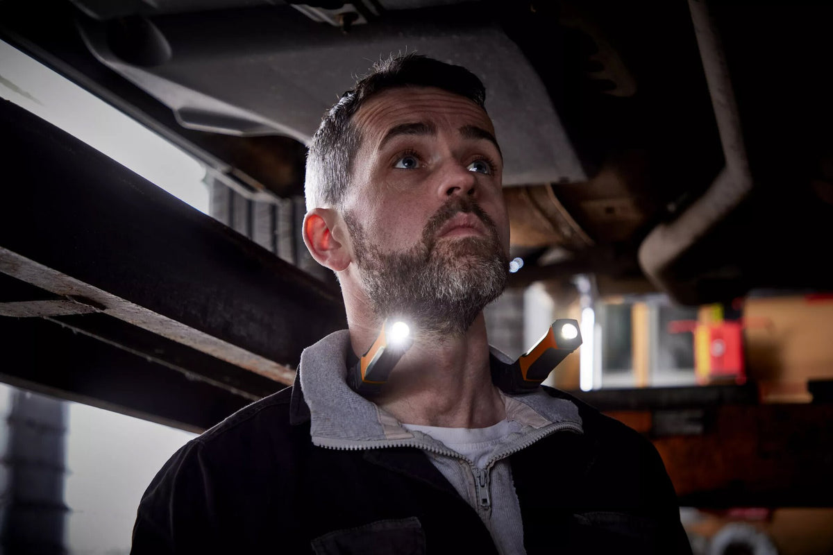 Osram LEDinspect WEARABLE NECKLIGHT, lampada da collo ricaricabile